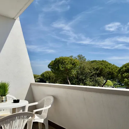 Apartment Raffaello 309, 3 Posti, Terrazzo, Free Park, Ricarica Auto Elettrica *